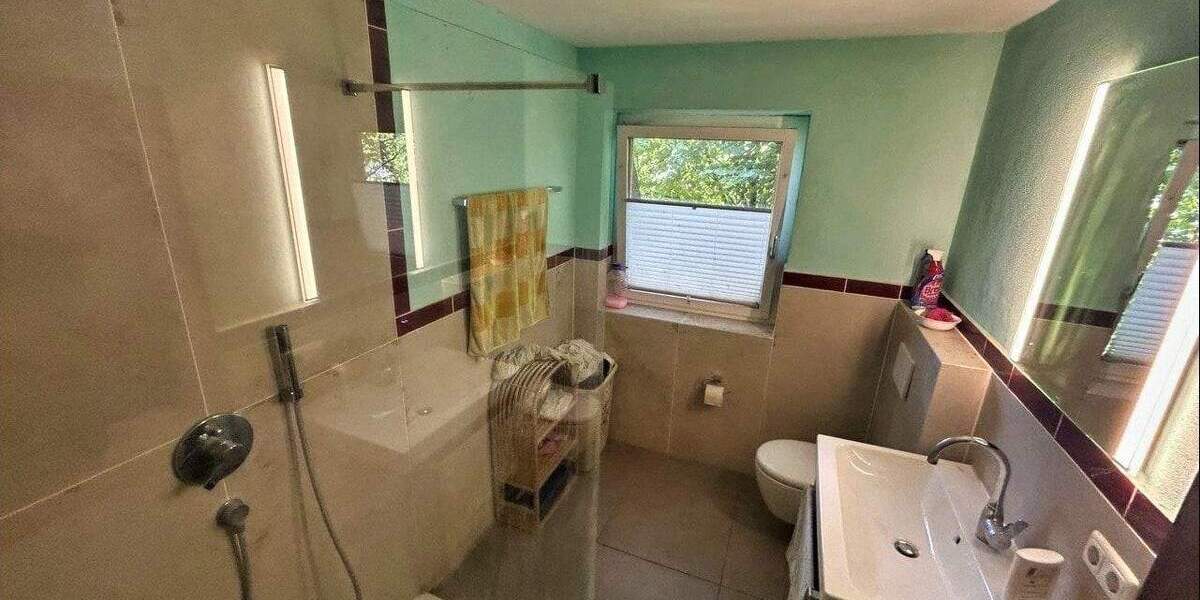 Etagenwohnung Rosenheim Aising - 4 Zimmer, 105 m&sup2;, 320.000&euro; | Angebot:25667944