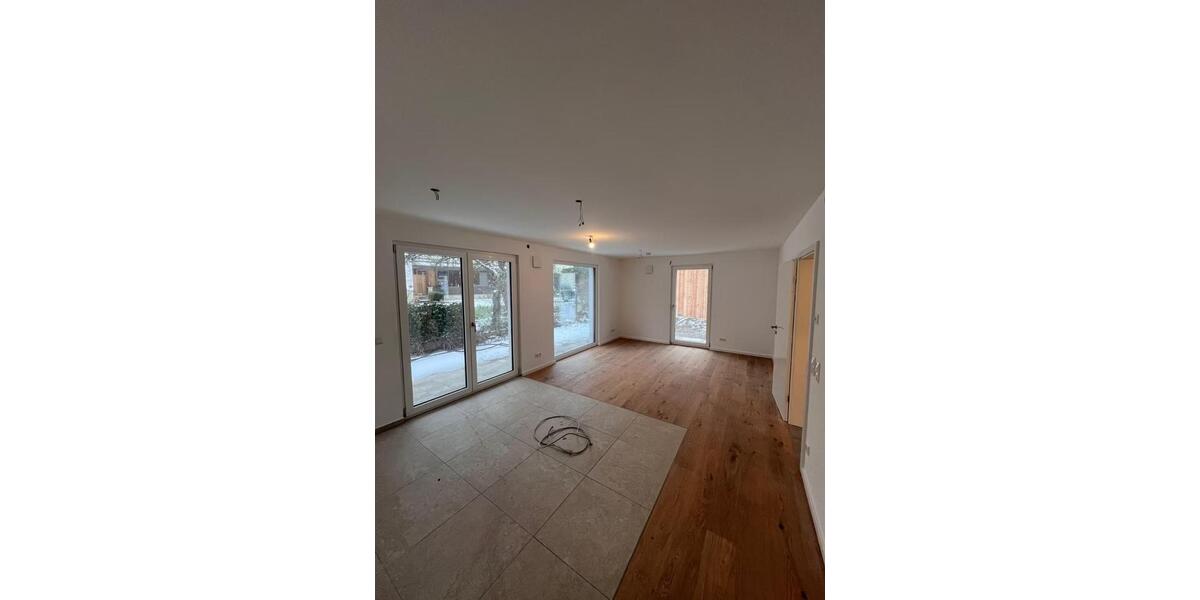 Terrassenwohnung Bad Endorf - 3 Zimmer, 70 m&sup2;, 460.000&euro; | Angebot:25415329