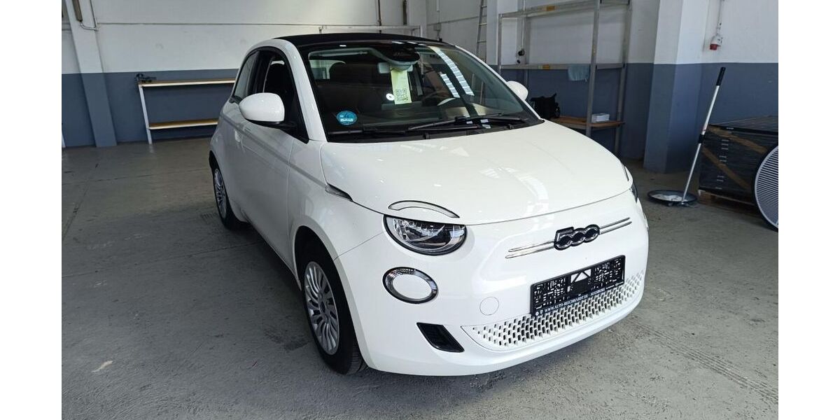 Fiat 500e 10.900 km 18.990 &euro; Tuntenhausen 83104
