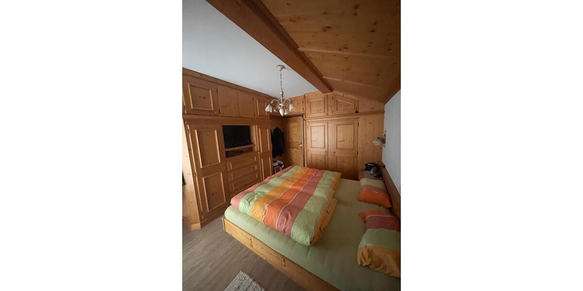 Dachgeschoßwohnung Kiefersfelden - 3 Zimmer, 86 m&sup2;, 375.000&euro; | Angebot:25180094