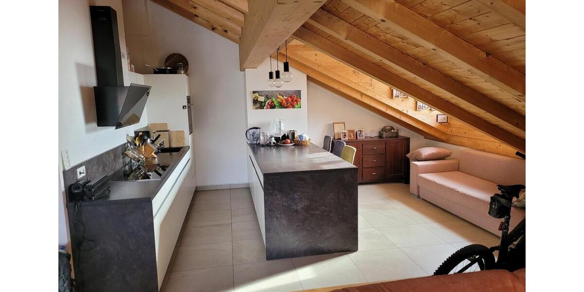 Dachgeschoßwohnung Feldkirchen-Westerham Westerham - 2 Zimmer, 79 m&sup2;, 1.150&euro; | Angebot:25180006