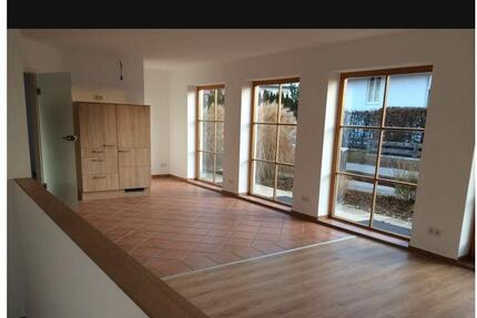 Gewerbeobjekt Valley - 1.000&euro; | Angebot:25067111