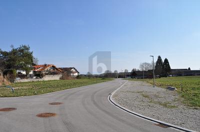 SELTENE GELEGENHEIT - DOPPELHAUS IN RUHIGER LAGE - Grundstück Pfaffing | Angebot:27354844