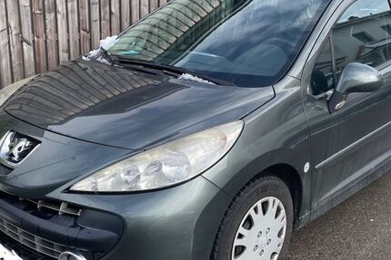 Peugeot 207 179.500 km 1.490 &euro; Prien 83209