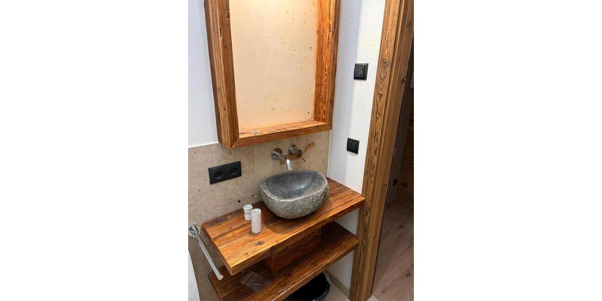 Dachgeschoßwohnung Kiefersfelden - 3 Zimmer, 80 m&sup2;, 1.550&euro; | Angebot:26308527