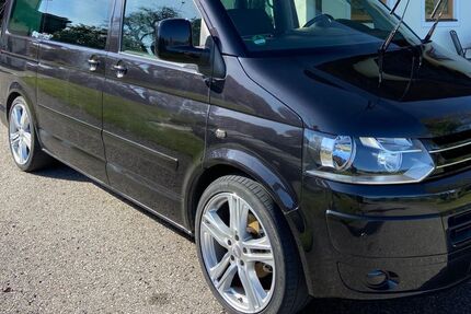 VW T5 Multivan 301.000 km 13.999 &euro; Eggstätt 83125