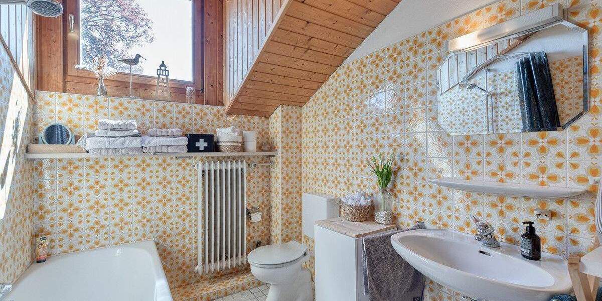 Einfamilienhaus Raubling Pfraundorf - 7 Zimmer, 241 m&sup2;, 1.090.000&euro; | Angebot:25689913