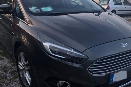 Ford S-Max 186.000 km 11.990 &euro; Rosenheim 83022