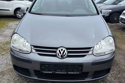 VW Golf 109.000 km 2.500 &euro; Rosenheim 83026