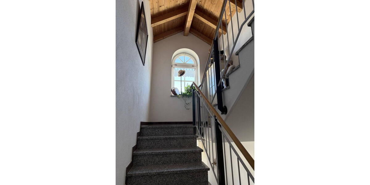 Etagenwohnung Höslwang - 2 Zimmer, 64 m&sup2;, 350.000&euro; | Angebot:26117618