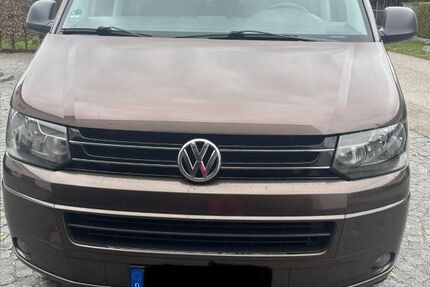 VW T5 Multivan 261.000 km 13.900 &euro; Rohrdorf 83101