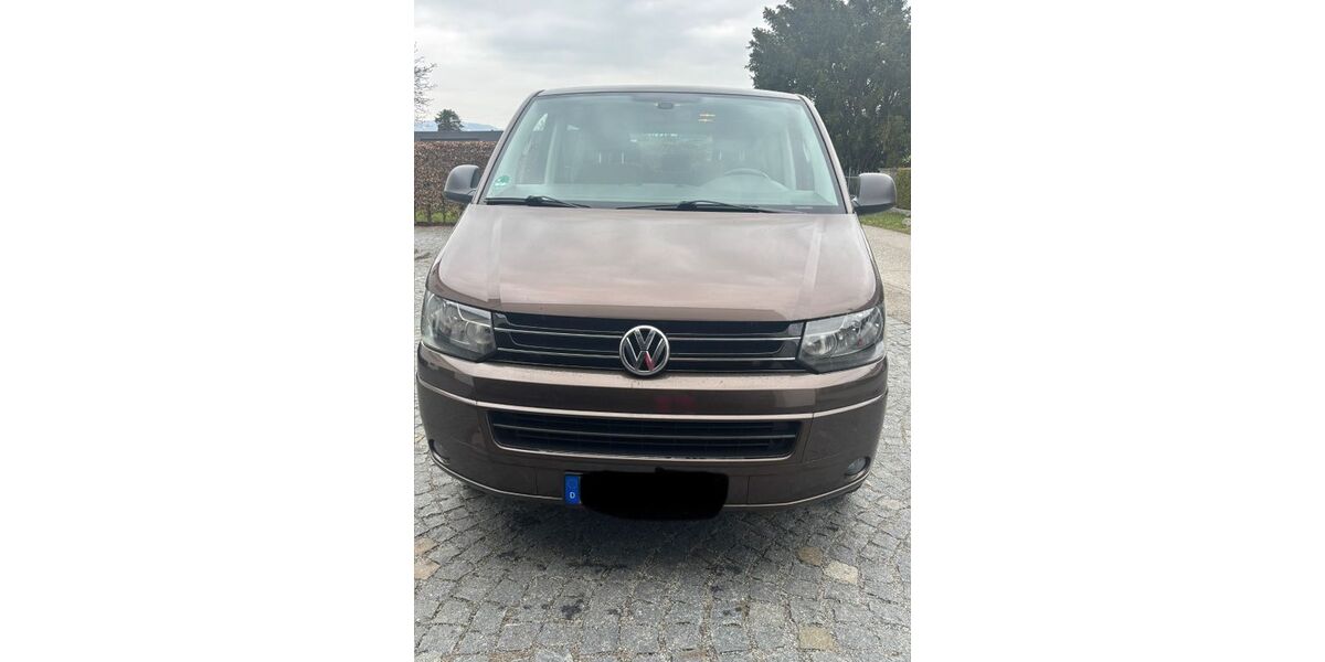 VW T5 Multivan 261.000 km 13.900 &euro; Rohrdorf 83101