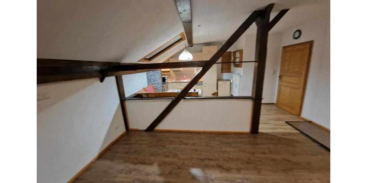 Dachgeschoßwohnung Obing - 4 Zimmer, 95 m&sup2;, 950&euro; | Angebot:25841132