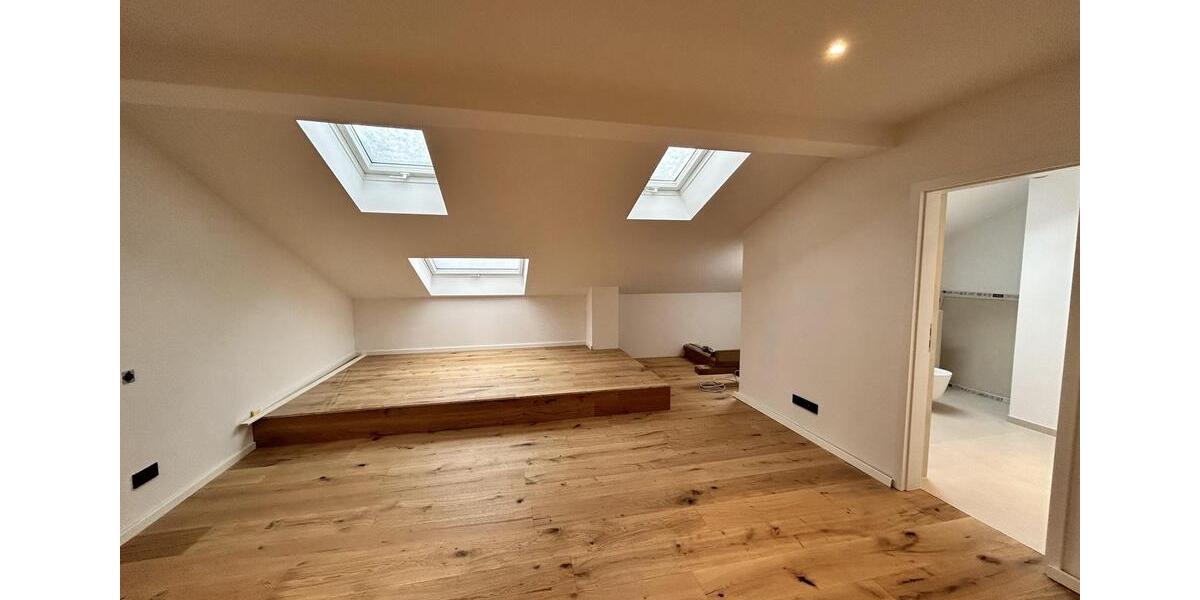 Etagenwohnung Bad Endorf - 4.5 Zimmer, 160 m&sup2;, 2.000&euro; | Angebot:25640042