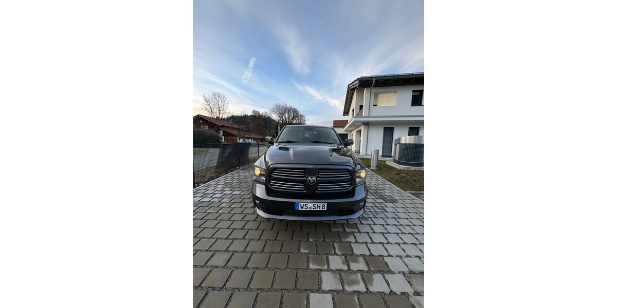 Dodge Ram 134.000 km 30.000 &euro; Kiefersfelden 83088