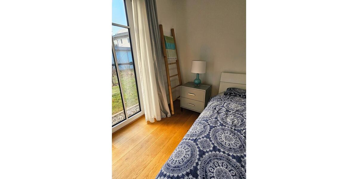 Erdgeschoßwohnung Übersee - 3 Zimmer, 100 m&sup2;, 2.300&euro; | Angebot:25756827