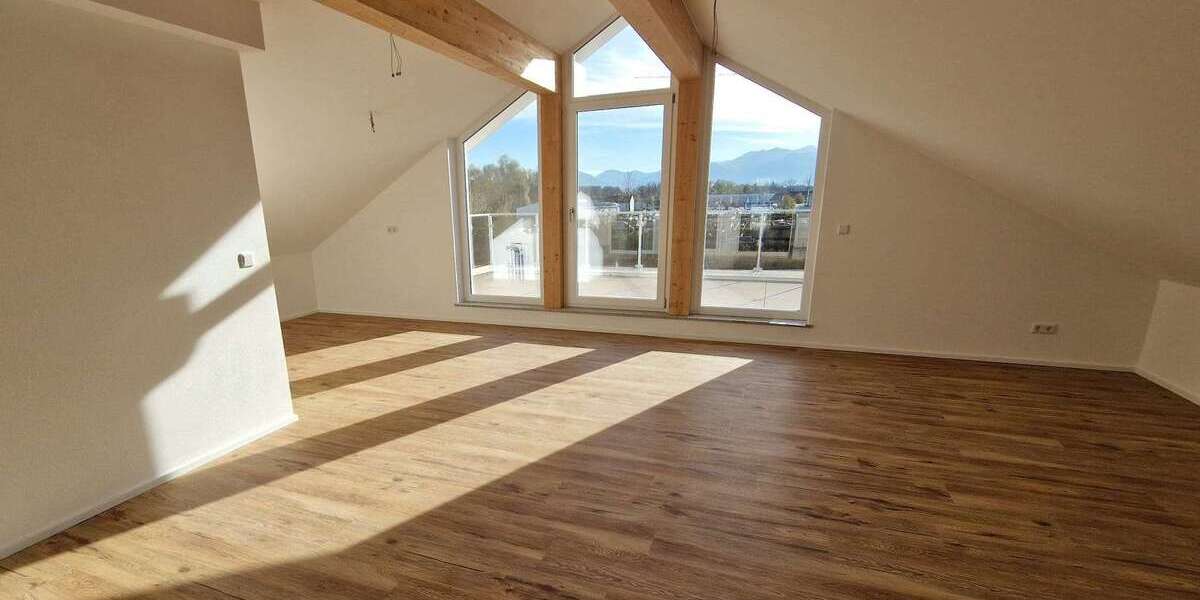 Etagenwohnung Kolbermoor - 3 Zimmer, 115 m&sup2;, 1.850&euro; | Angebot:25804231