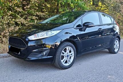 Ford Fiesta 92.760 km 6.000 &euro; Wasserburg am Inn 83512