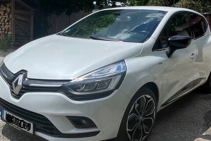 Renault Clio 103.000 km 8.800 &euro; Rechtmehring 83562