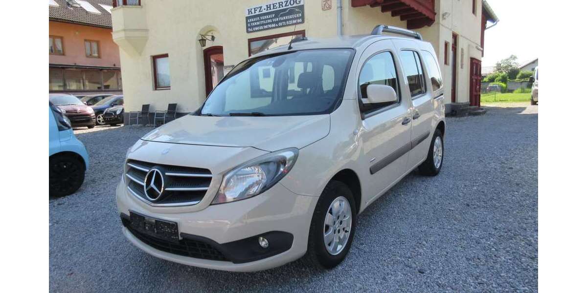 Mercedes-Benz Citan 175.000 km 6.350 &euro; Raubling 83064