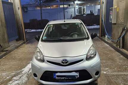 Toyota Aygo 159.900 km 2.890 &euro; Ebersberg 85560