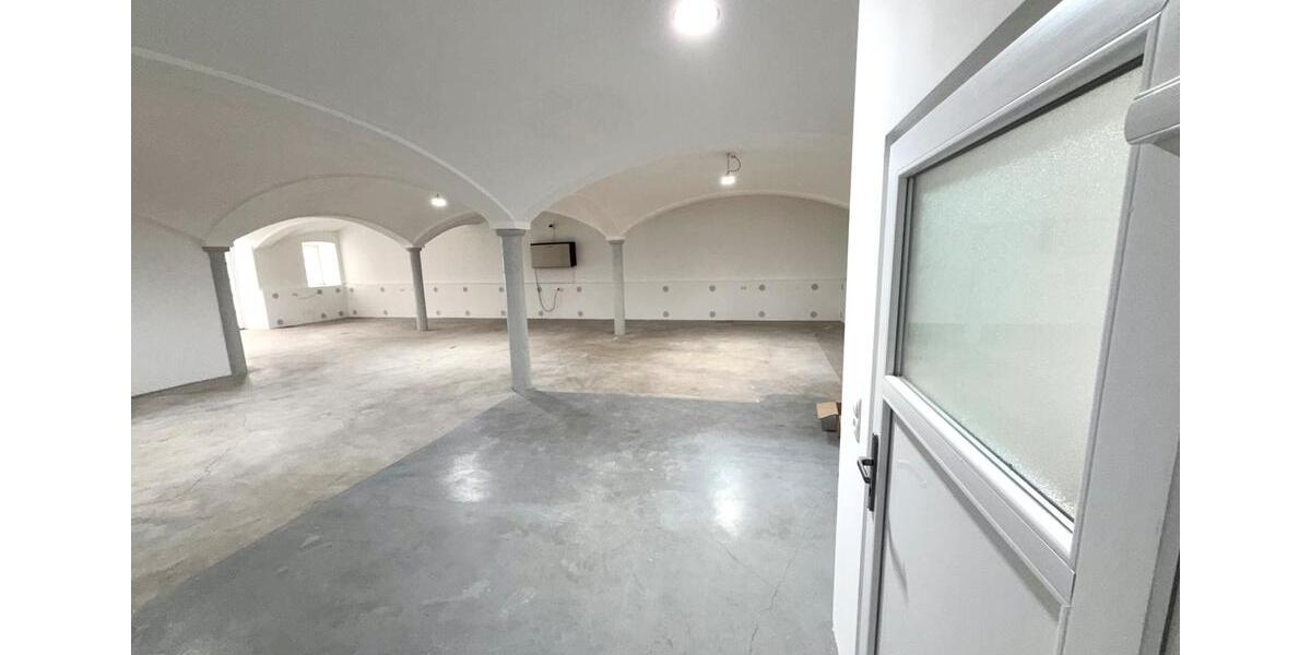 Gewerbeobjekt Vogtareuth - 1.000&euro; | Angebot:25945845