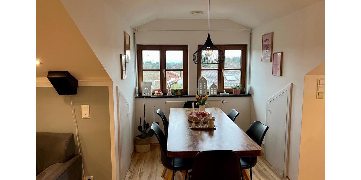 Dachgeschoßwohnung Tuntenhausen - 2 Zimmer, 71 m&sup2;, 1.050&euro; | Angebot:25989110