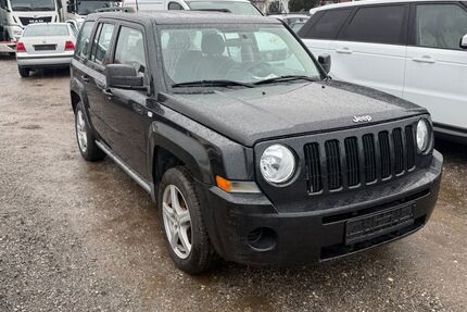 Jeep Patriot 123.060 km 5.490 &euro; Rosenheim 83026
