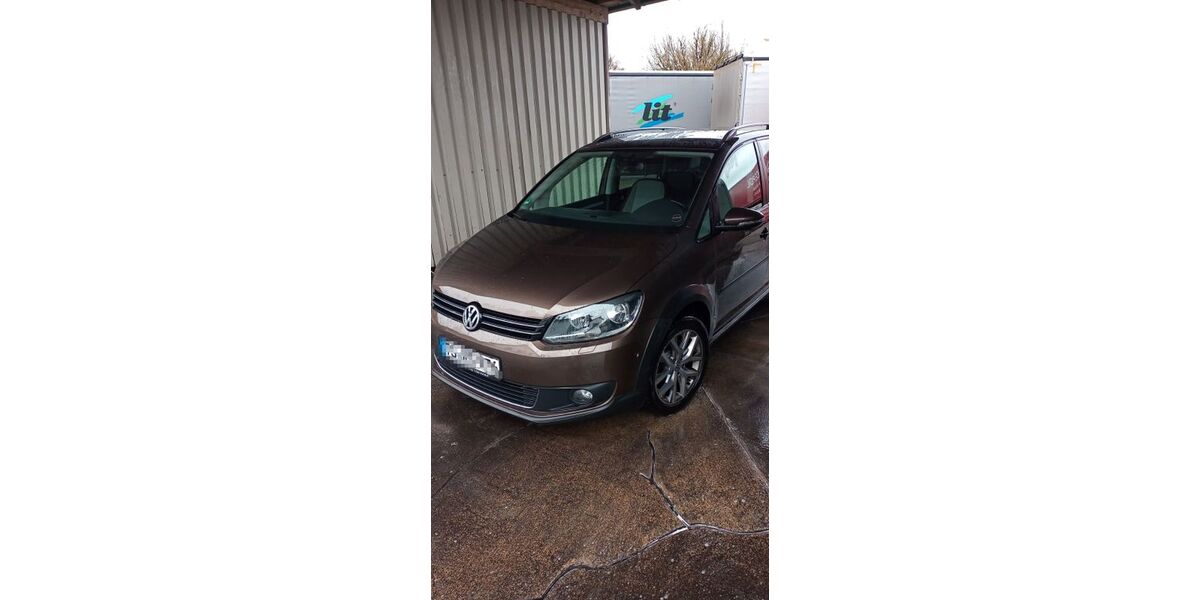 VW Touran 113.500 km 12.490 &euro; Grassau 83224