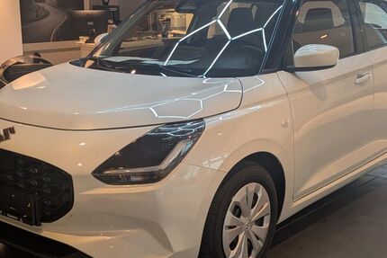 Suzuki Swift 15.000 km 16.990 &euro; Rosenheim 83026