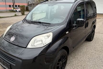 Fiat Qubo 182.000 km 2.300 &euro; Rosenheim 83026
