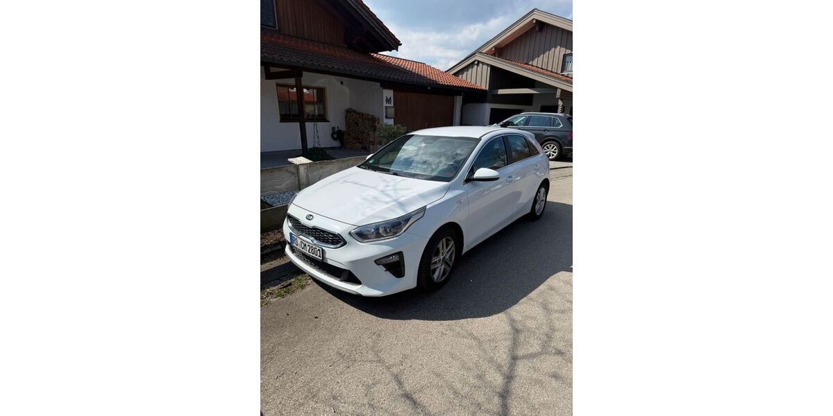Kia ceed / Ceed 40.000 km 13.990 &euro; Rosenheim 83026