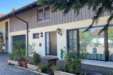 Wohnung Söchtenau - 3 Zimmer, 95 m&sup2;, 1.400&euro; | Angebot:25362797