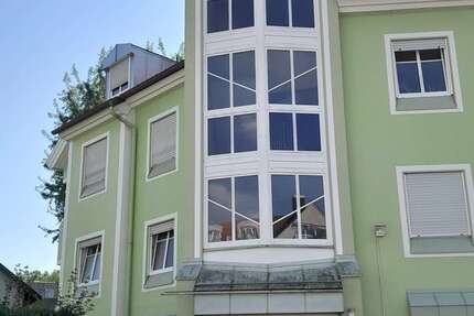 Wohnung Rosenheim Innenstadt - 3 Zimmer, 81 m&sup2;, 395.000&euro; | Angebot:26973930