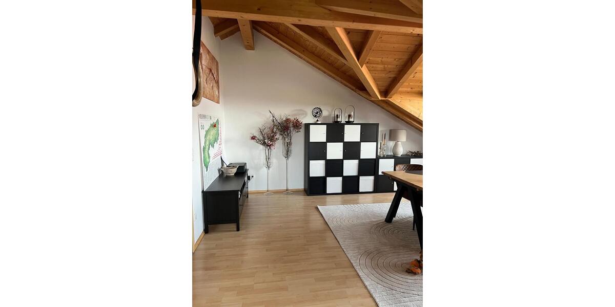 Dachgeschoßwohnung Bruckmühl - 2 Zimmer, 90 m&sup2;, 1.500&euro; | Angebot:25327227