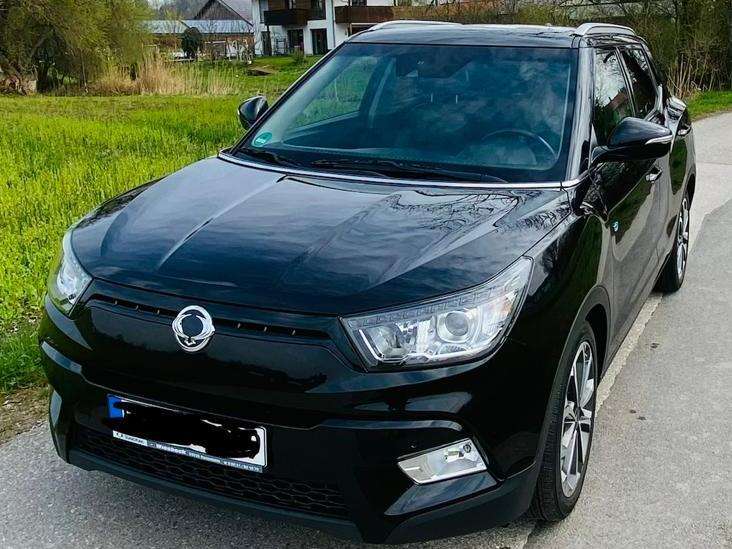 SsangYong Tivoli 149.300 km 7.690 &euro; Rohrdorf 83101