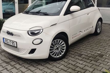 Fiat 500e 15.000 km 24.950 &euro; Rosenheim 83022