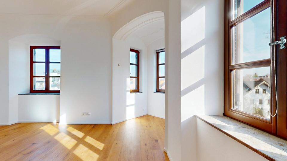 Etagenwohnung Bad Aibling - 6 Zimmer, 134 m&sup2;, 1.960&euro; | Angebot:25361374