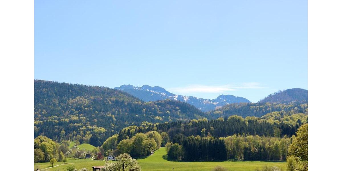 Etagenwohnung Bernau am Chiemsee - 3 Zimmer, 95 m&sup2;, 1.430&euro; | Angebot:26176512