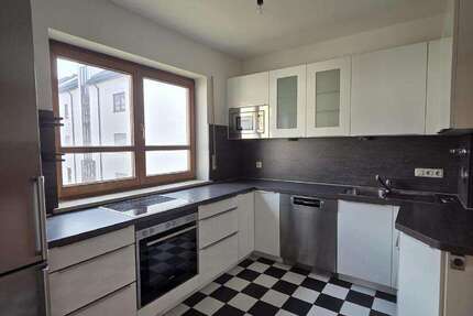 Wohnung Rosenheim Aising - 3.5 Zimmer, 93 m&sup2;, 1.200&euro; | Angebot:25930910