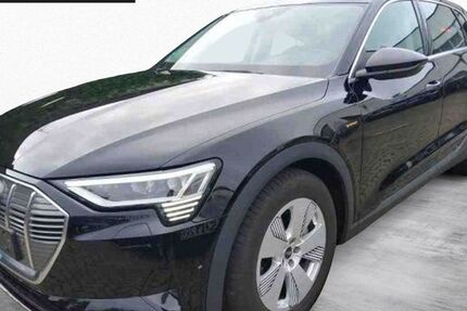 Audi e-tron 53.600 km 30.620 &euro; Feldkirchen/Westerham 83620