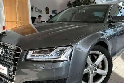 Audi A8 153.609 km 24.900 &euro; Glonn 85625