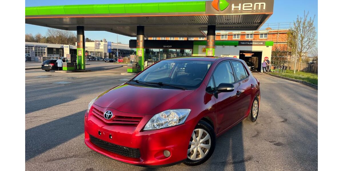 Toyota Auris 229.342 km 3.999 &euro; Kolbermoor 83059