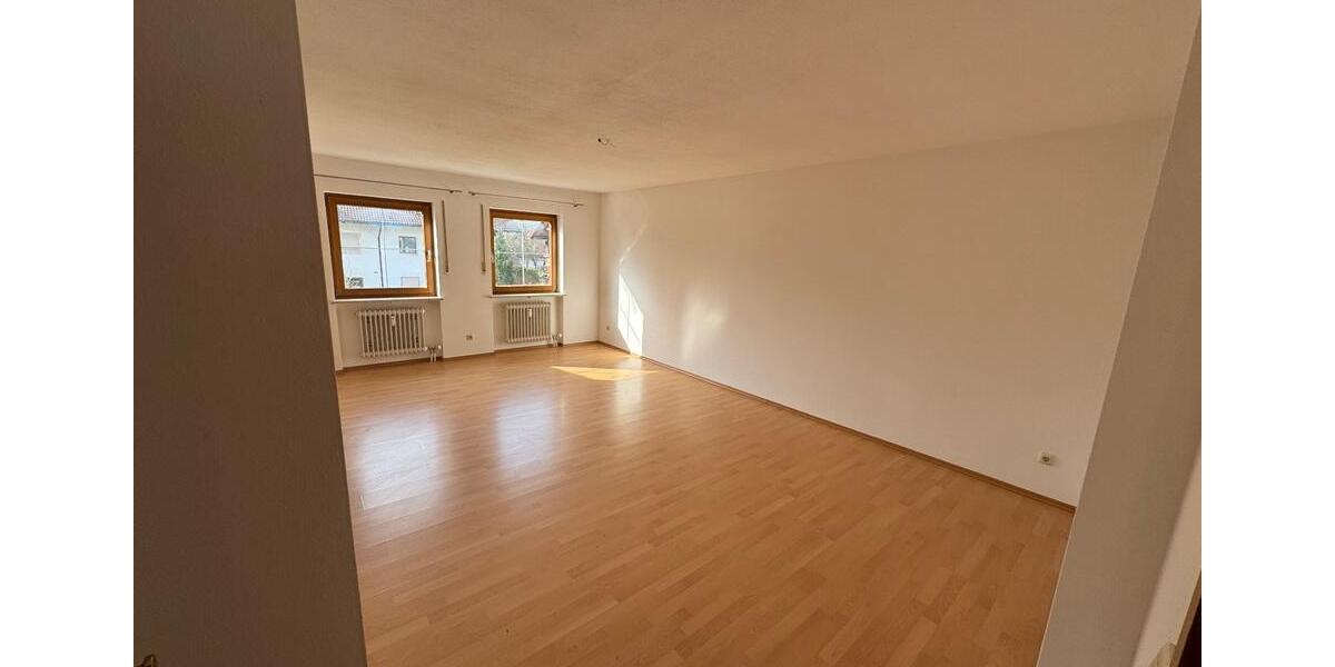 Etagenwohnung Rosenheim Aising - 2 Zimmer, 61 m&sup2;, 854&euro; | Angebot:25902005