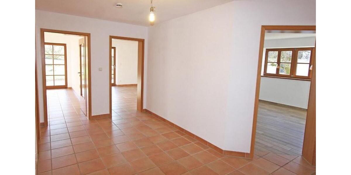 Erdgeschoßwohnung Rimsting - 3 Zimmer, 112 m&sup2;, 525.000&euro; | Angebot:26777883