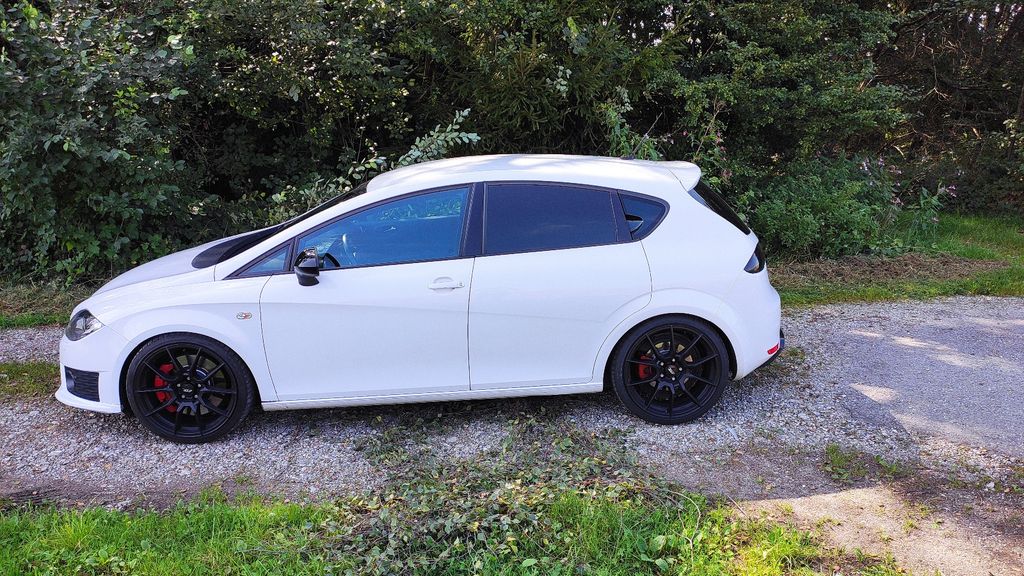 Seat Leon 141.000 km 11.200 &euro; Prutting 83134
