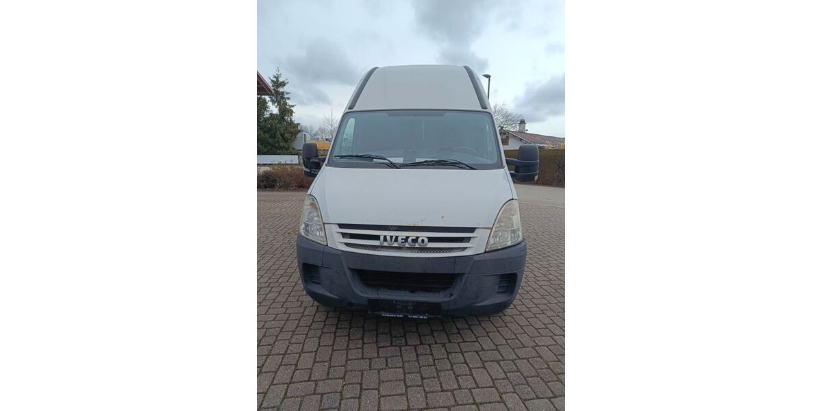 IVECO Andere 381.000 km 2.700 &euro; Rosenheim 83026