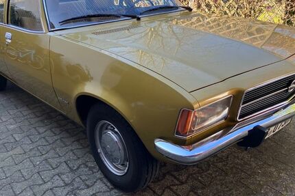 Opel Rekord 68.500 km 8.150 &euro; Bad Aibling 83043