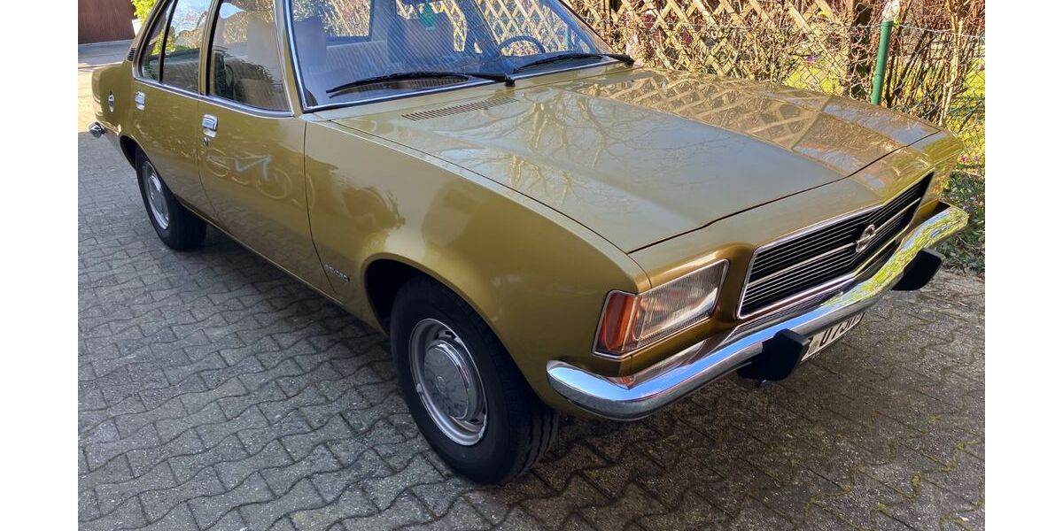 Opel Rekord 68.500 km 8.150 &euro; Bad Aibling 83043