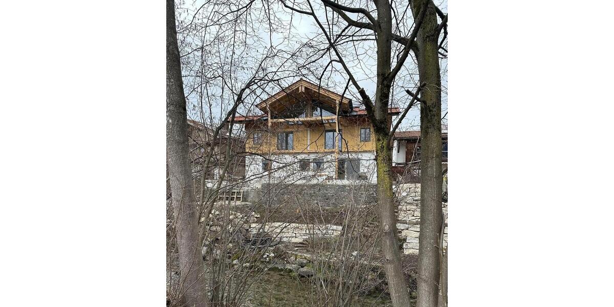 Maisonettenwohnung Hausham - 3 Zimmer, 94 m&sup2;, 1.550&euro; | Angebot:25641253